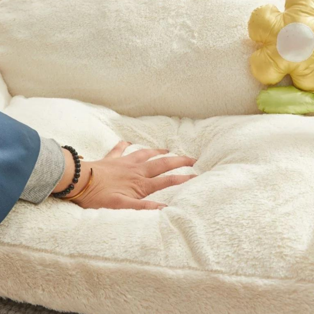 Comfortable Plush Pet Bed Js