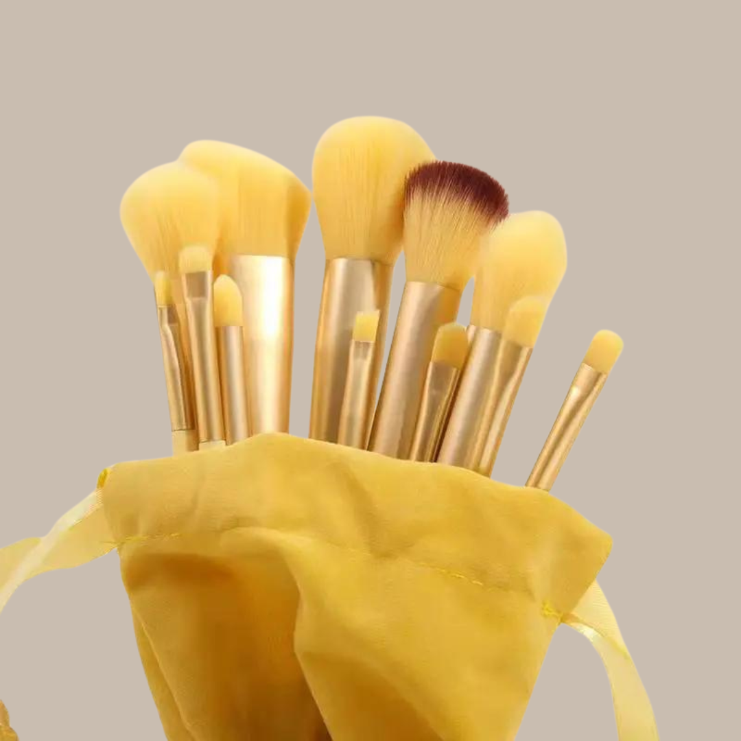 Highlighter Foundation Brush Vakasi