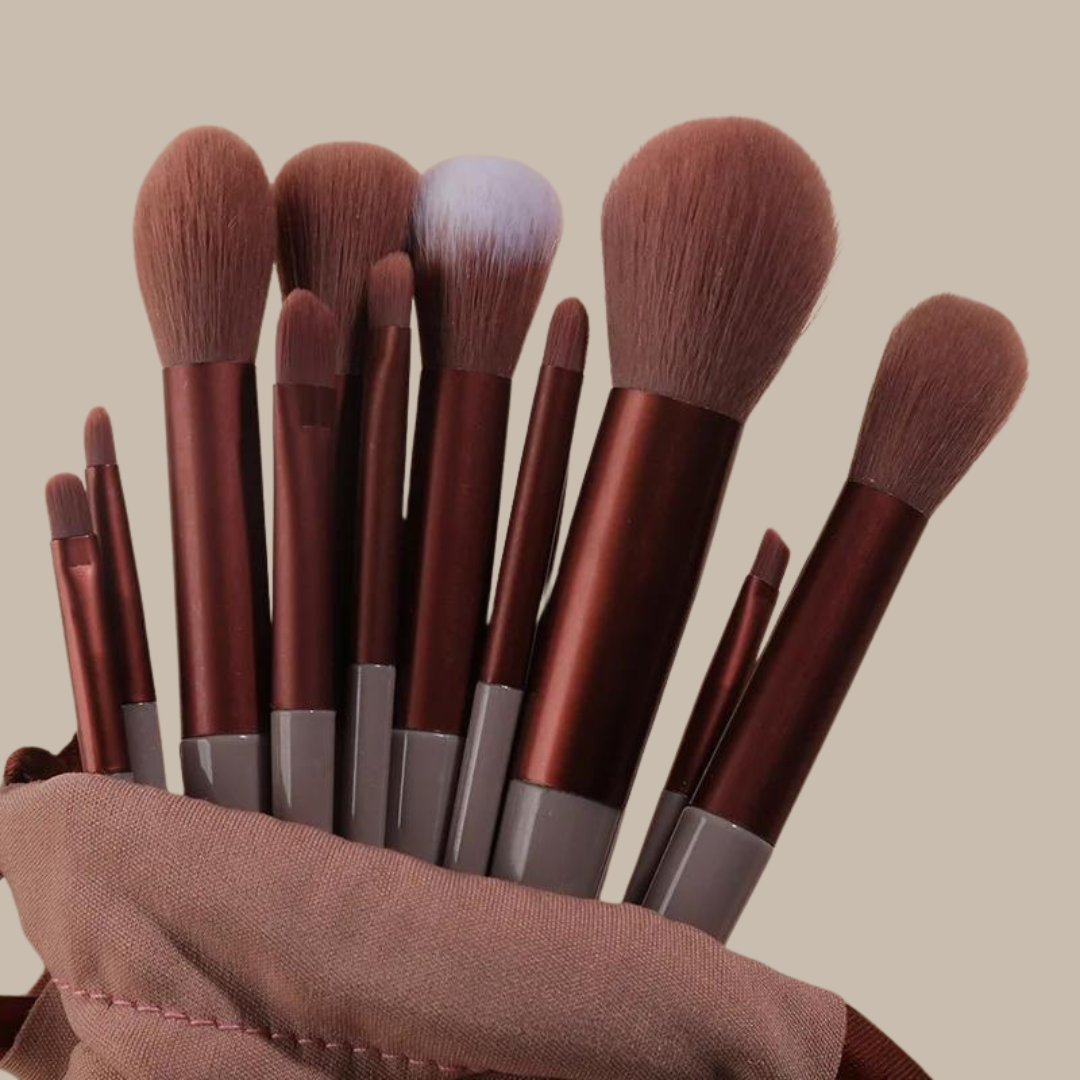 Highlighter Foundation Brush Vakasi