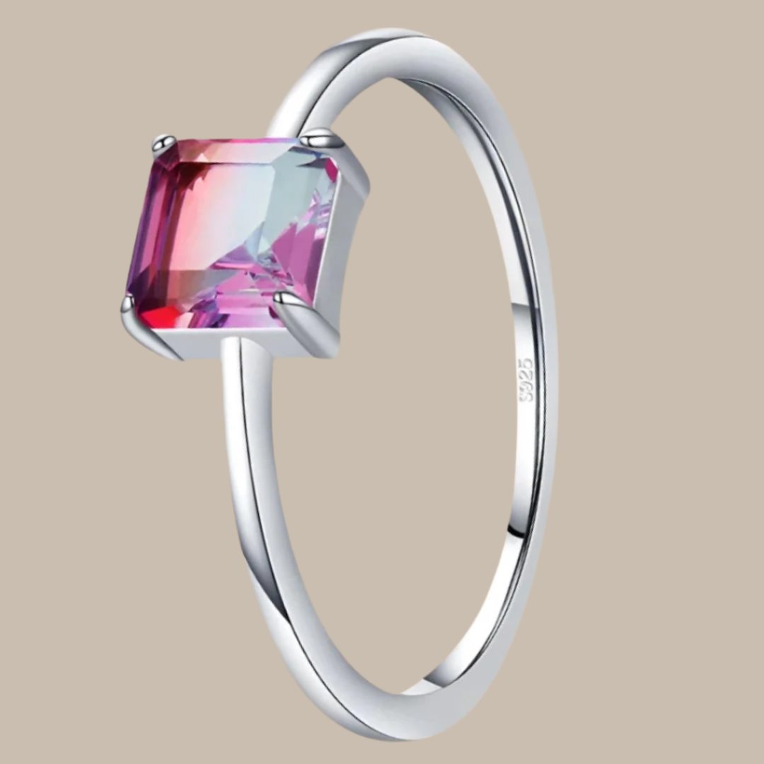 Silver Emerald Cut Ring - Vakasi