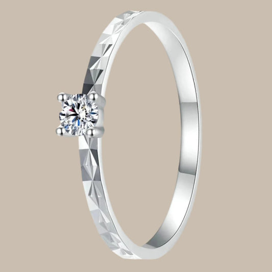 Classic Moissanite Wedding Ring - Vakasi