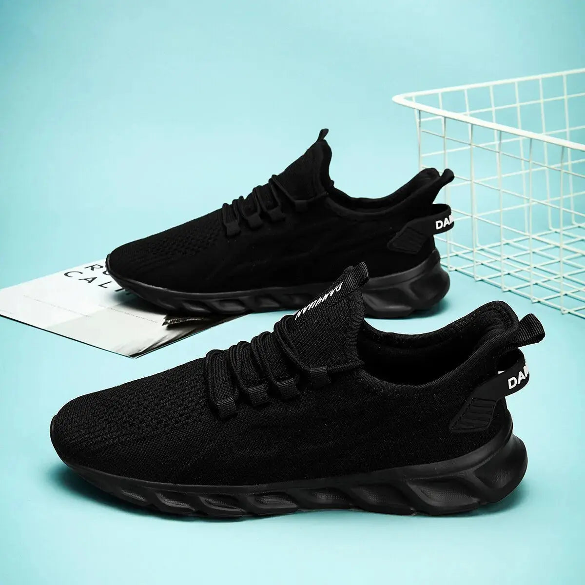 Men Vulcanized Walking Running Shoes Unisex Casual Lightweight Tennis Shoes Athletic Sports Shoes Breathable Fashion Sneakers Vakasi