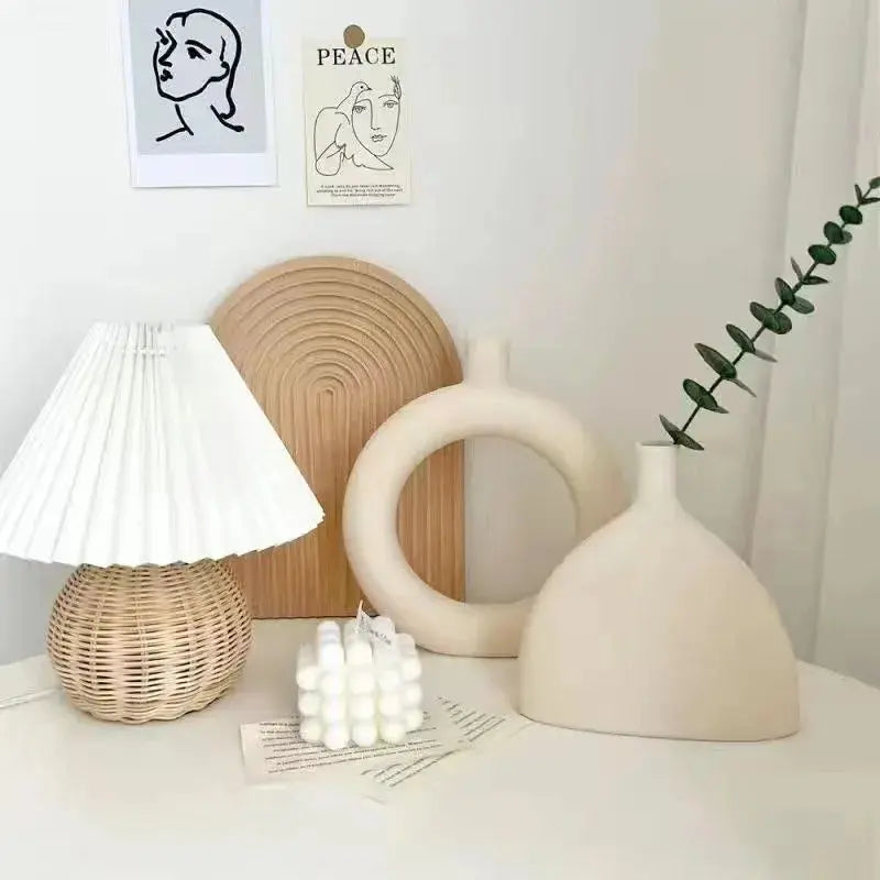 Nordic Simple Desktop Vase Vakasi