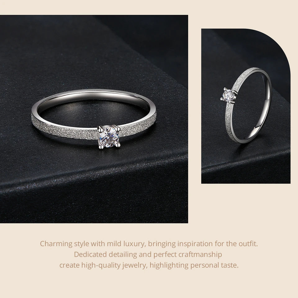 Classic Moissanite Wedding Ring - Vakasi